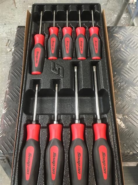 Good used condition. . Snap on screwdriver set